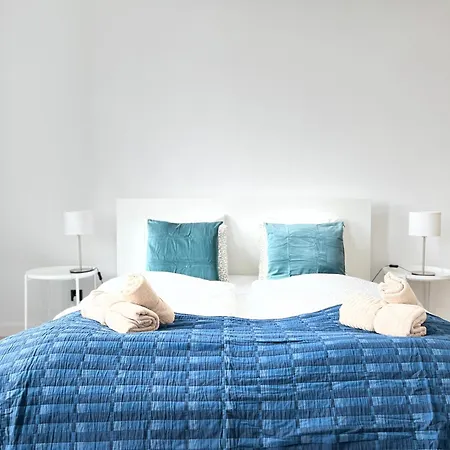 For 6 Guests, 2 Bathrooms And Air Conditioning 아파트 크라쿠프