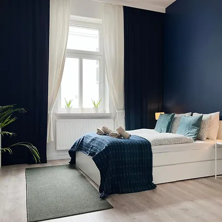아파트 For 6 Guests, 2 Bathrooms And Air Conditioning 크라쿠프